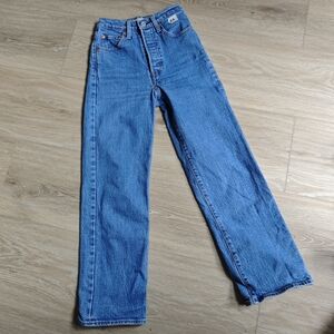 Levi's Light Blue Ribcage Straight Jeans